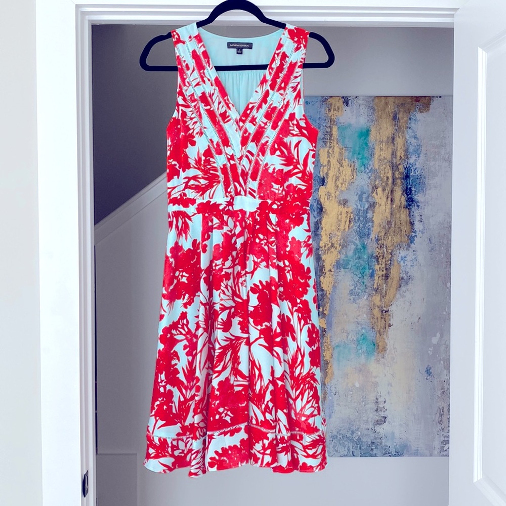 Banana Republic - Sz 4 - Sleeveless dress